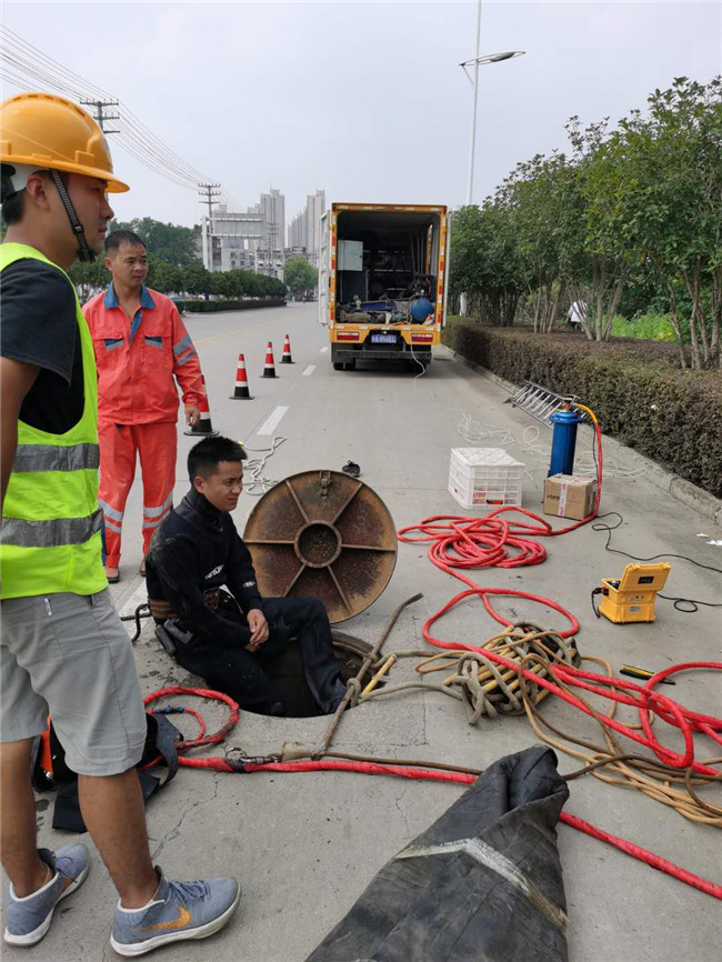 干河街道翻衬法管道修复技术主要工序